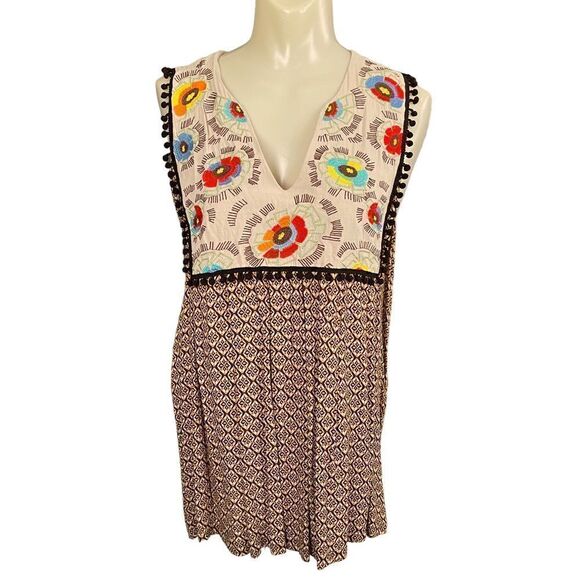 Ivy Jane Embroidered Notched Bib Pom Pom Trim Patterned Swing Sleeveless Top - Picture 5 of 16